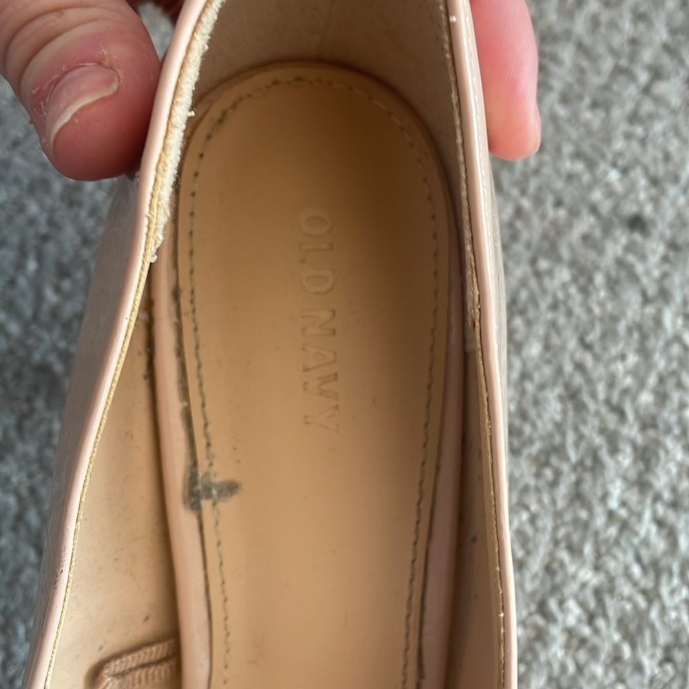 Nude Old Navy heels - Picture 2 of 8